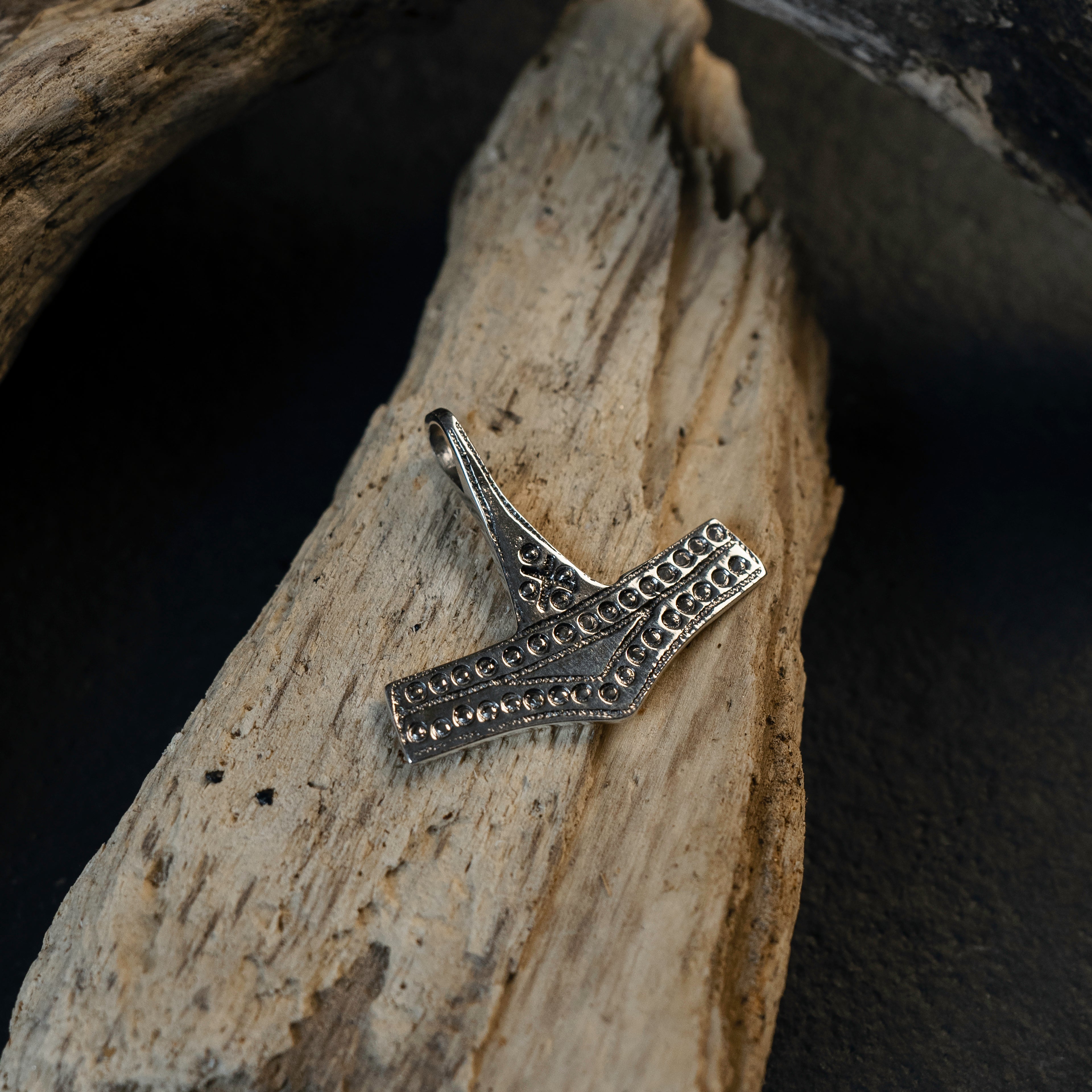 JEWELLERY • THOR'S HAMMER, SILVER RØMERSDAL PENDANT