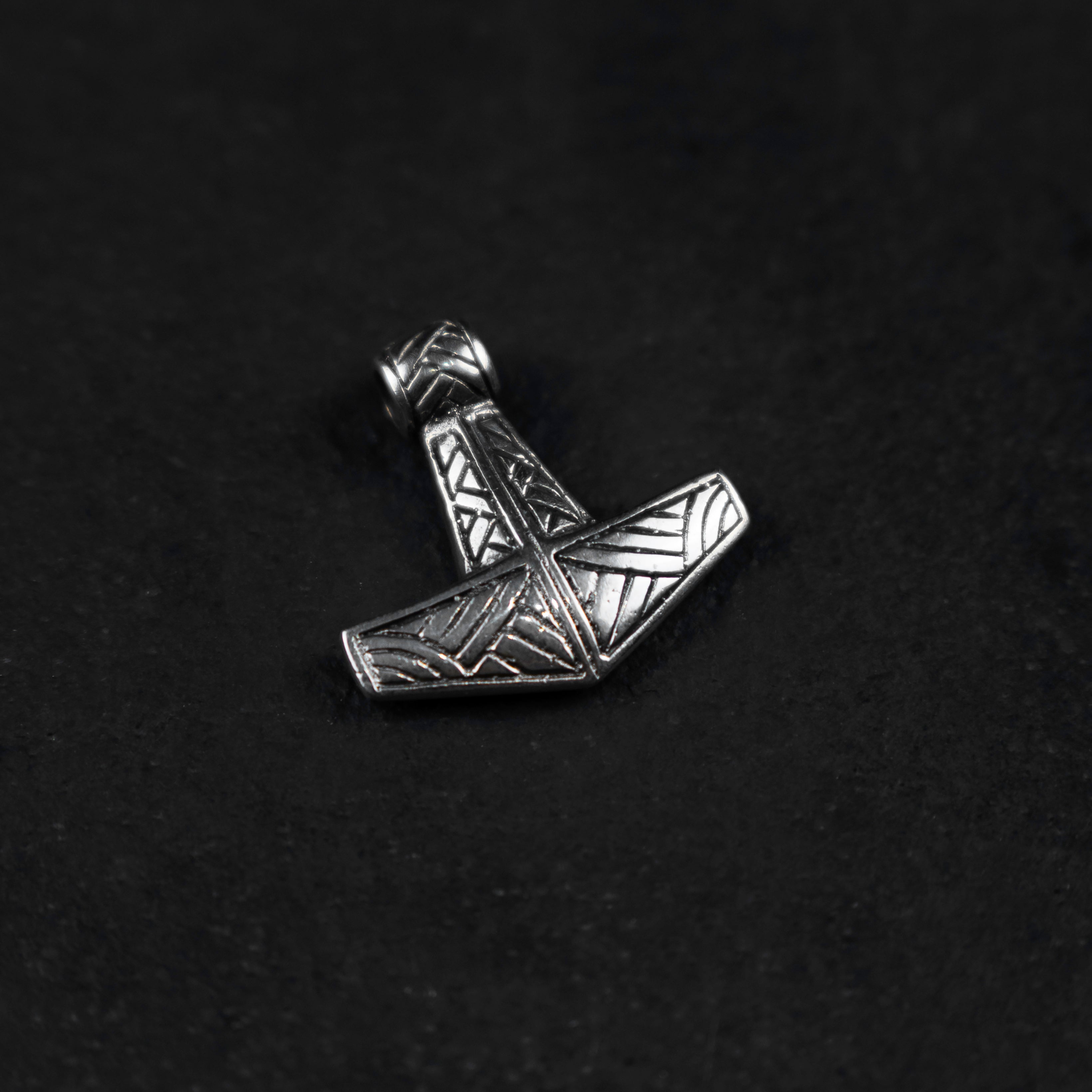 JEWELLERY • SILVER THOR'S HAMMER