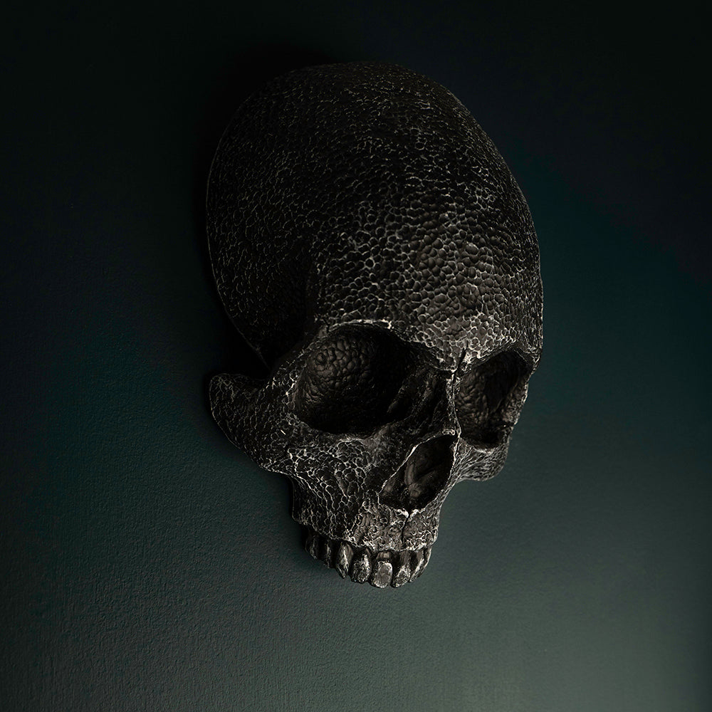 HANGING SKULL